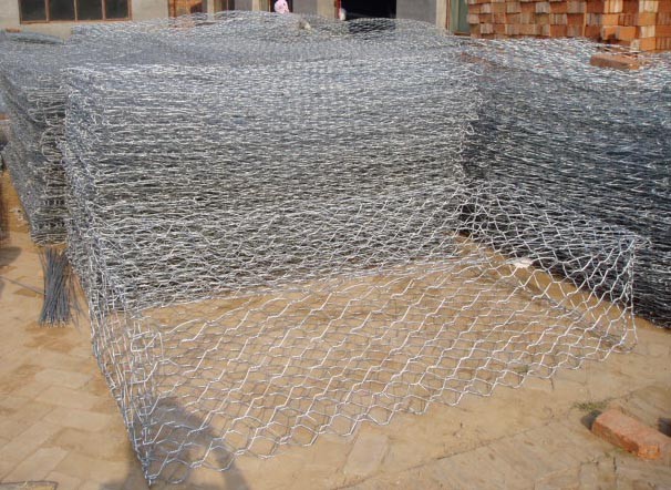 Heavy-Duty Hexagonal Wire Netting